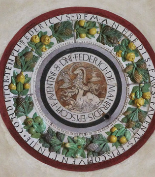 Faenza Cattedrale, tondo in maiolica dei Della Robbia © Fiorenza Cicogna