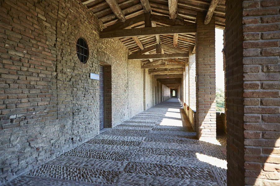 Imola La Rocca Sforzesca, camminamenti di ronda © Fiorenza Cicogna