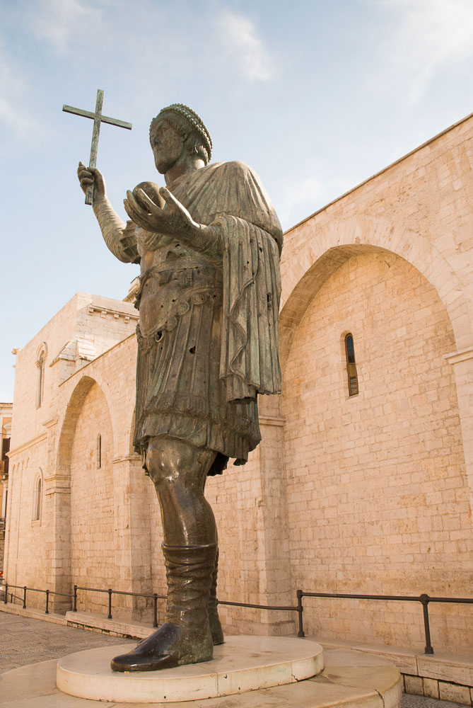 Barletta Il Colosso © Natalino Russo