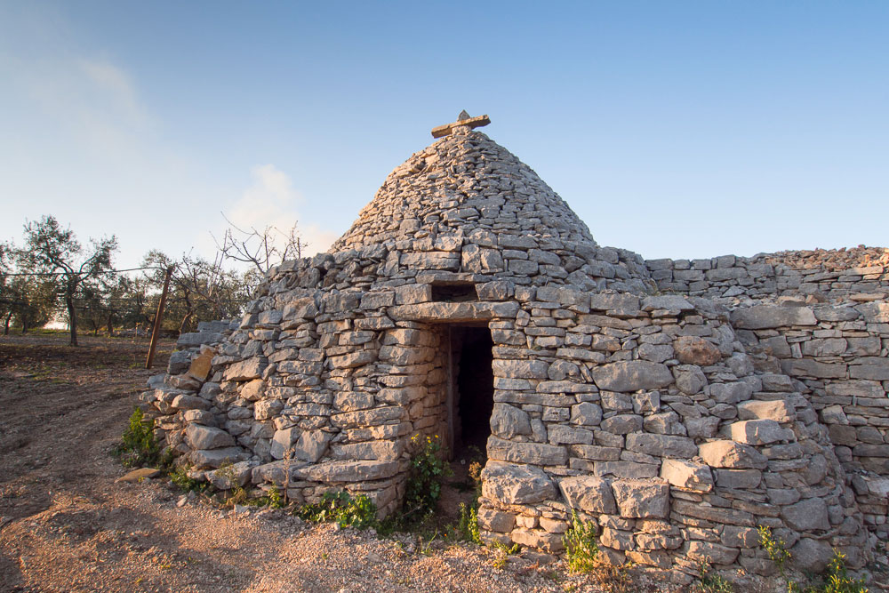 Corato Trullo nei campi tra Corato e Bisceglie © Natalino Russo