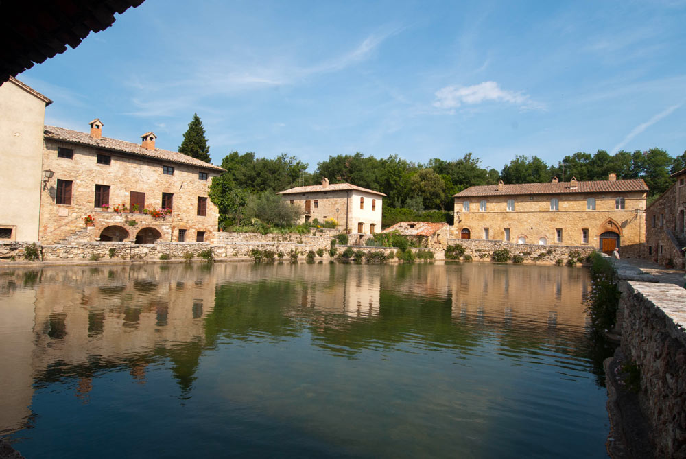 Bagno Vignoni Vasca medievale © Fabrizio Ardito