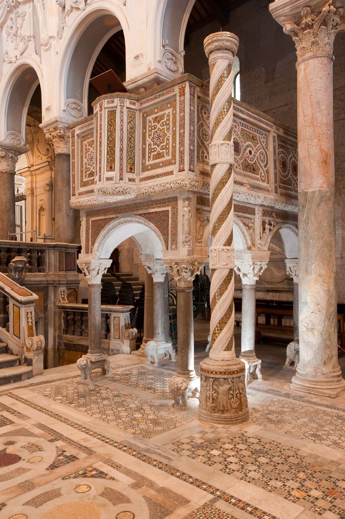 Sessa Aurunca Duomo, pulpito ©Natalino Russo e Fabrizio Ardito
