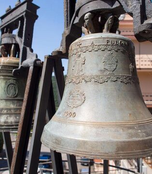 Uscio Museo degli orologi da torre, campane ©Natalino Russo
