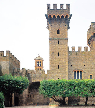 Lauro Castello Lancellotti, il primo cortile © Associazione Pro Lauro