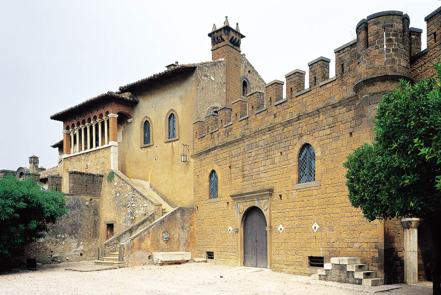 Lauro Castello Lancellotti, il primo cortile © Associazione Pro Lauro