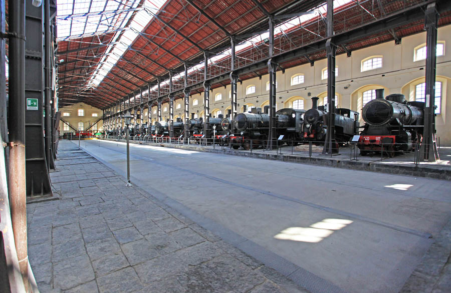 Portici Museo nazionale ferroviario di Pietrarsa, locomotive a vapore © Museo Nazionale Ferroviario di Pietrarsa