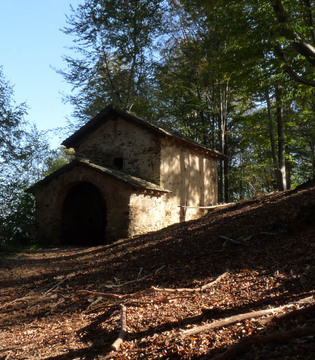 Monte Fenera Oratorio di San Grato © Archivio Ente di Gestione delle Aree Protette della Valle Sesia