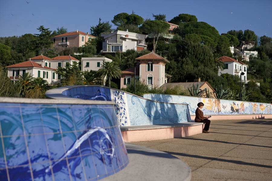 Albisola Superiore Passeggiata Eugenio Montale. Onda © Fiorenza Cicogna