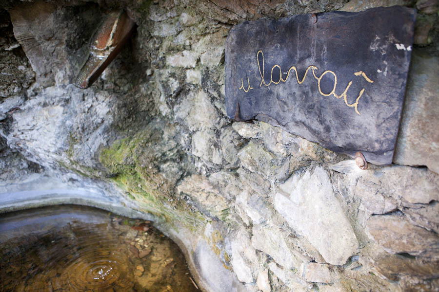 Castel Vecchio di Rocca Barbena Lavatoio Pubblico © Fiorenza Cicogna