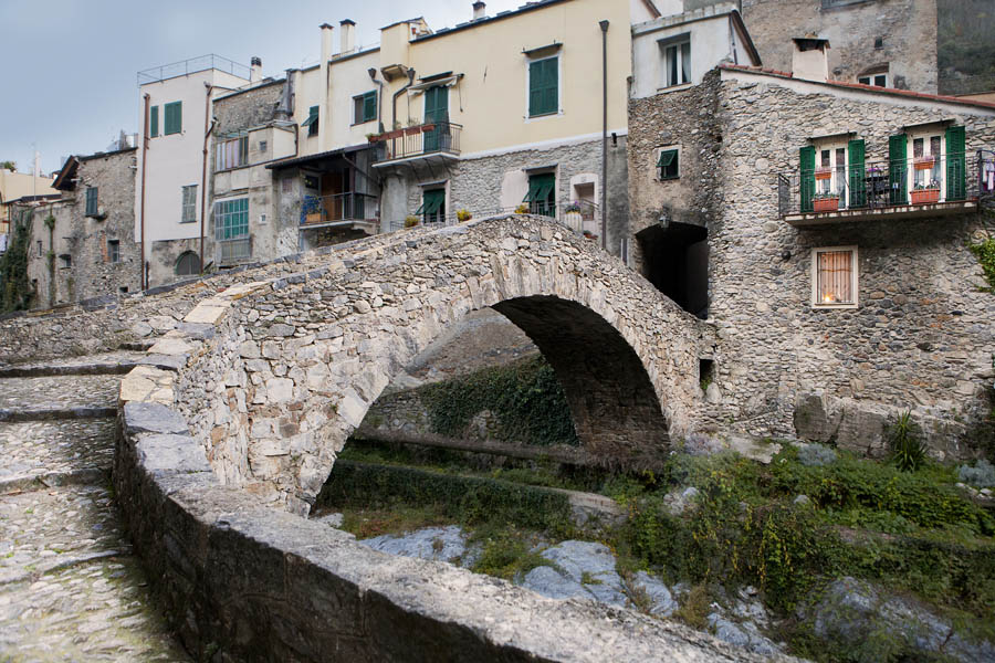 Zuccarello Ponte Medioevale © Fiorenza Cicogna