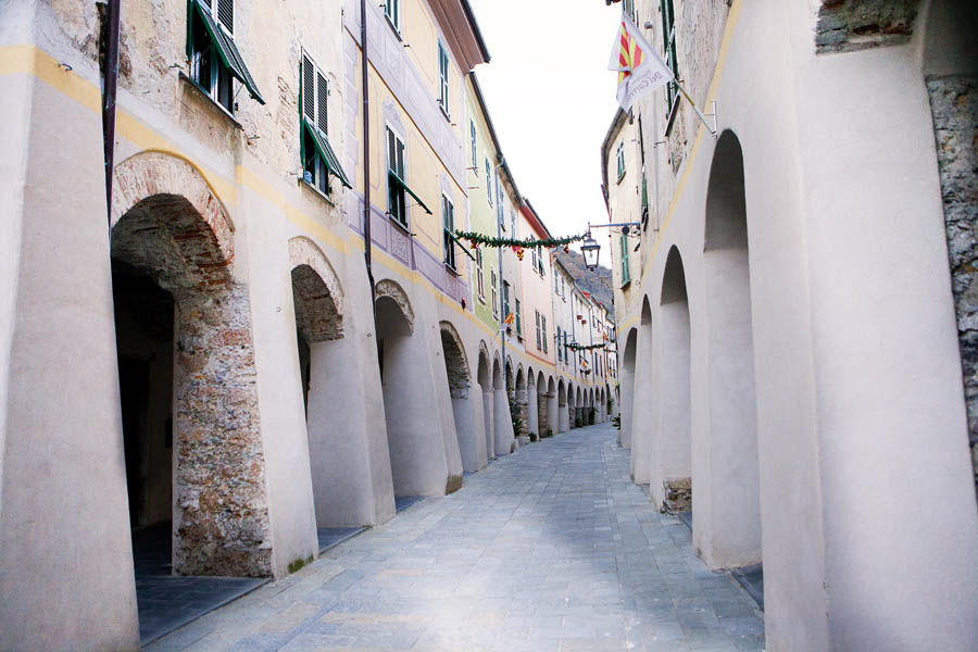 Zuccarello Portici Medioevali © Fiorenza Cicogna