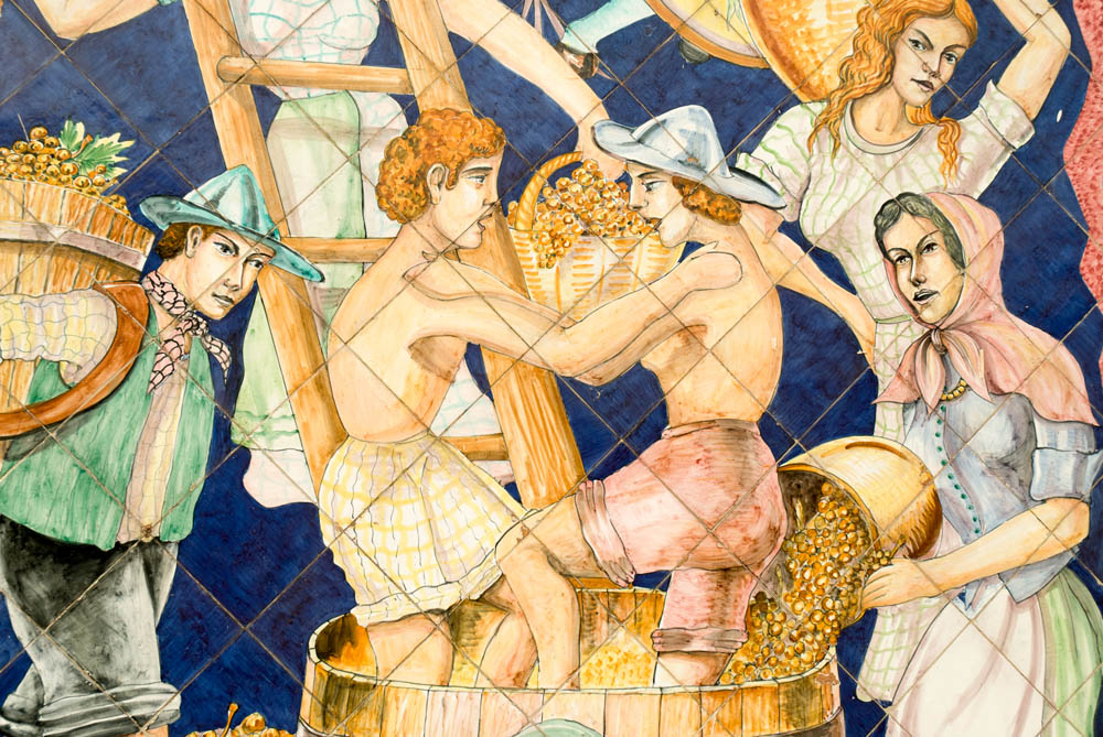 Vietri sul Mare Decorazioni tradizionali della ceramica vietrese © Natalino Russo