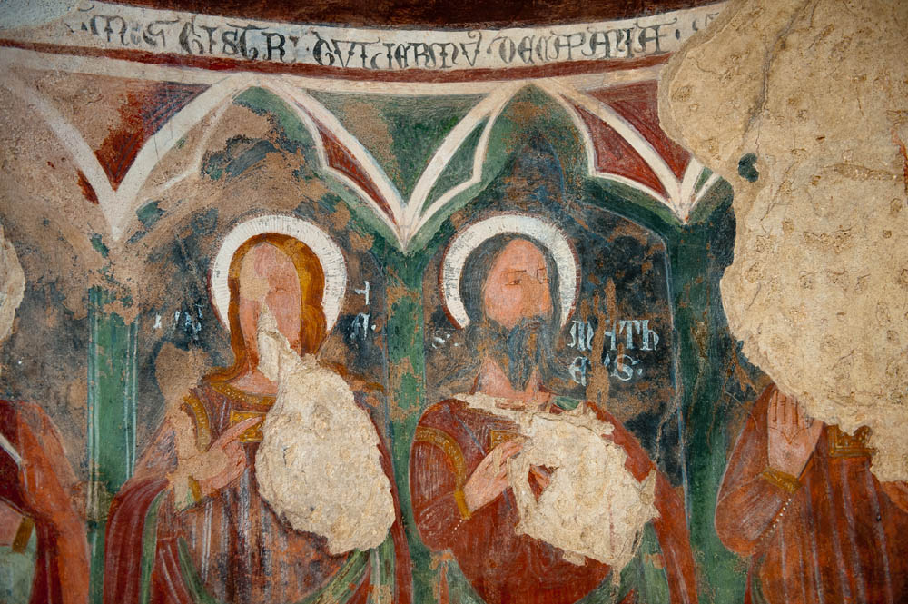 Giffoni Valle Piana Borgo di Terravecchia. Affreschi nella chiesa di Sant'Egidio © Natalino Russo