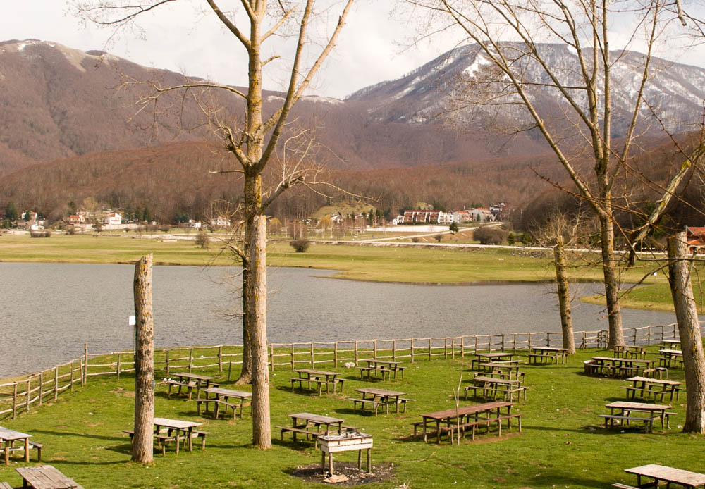 Bagnoli Irpino Il laghetto nella conca di Laceno © Natalino Russo