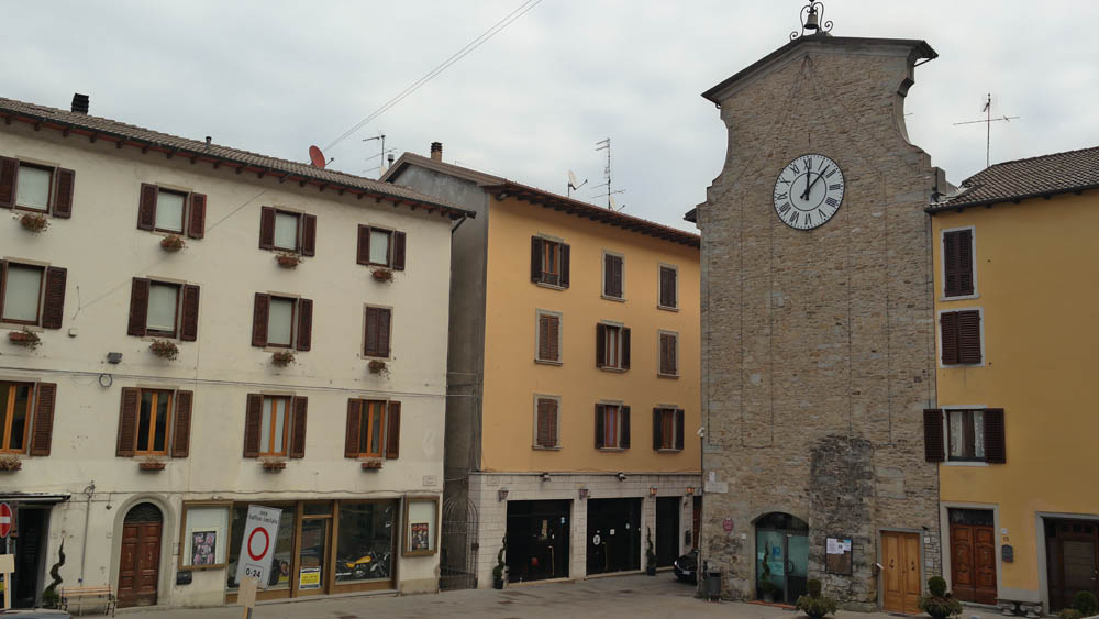 Castiglione dei Pepoli Torre dell'Orologio © William Dello Russo