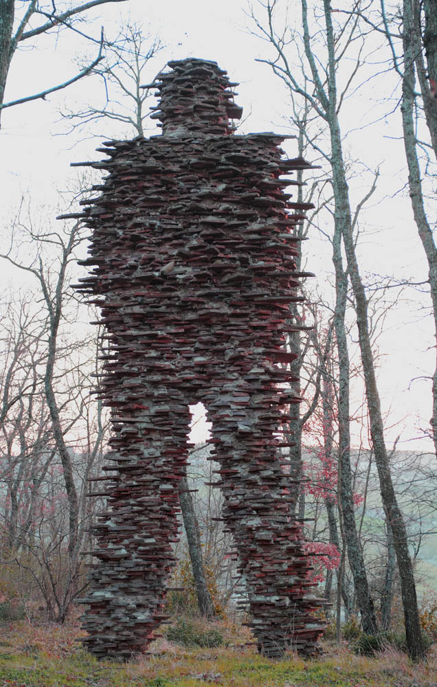 Casacalenda, MAACK Costas Varotsos, Il Poeta di Casacalenda, 1997 © MAACK Casacalenda. Foto Massimo Palumbo