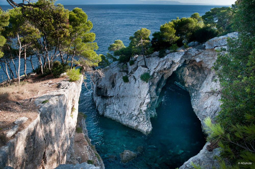 Isole Tremiti San Domino, grotte delle Viole © Adelmo Sorci