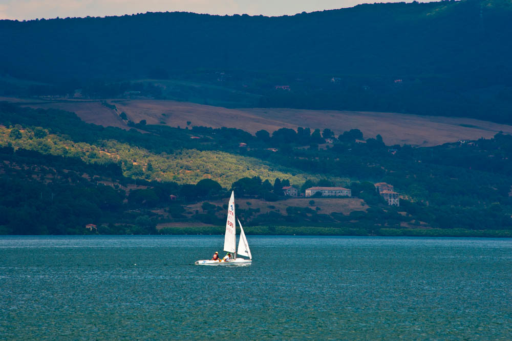 Vigna di Valle. Il Museo del volo Il lago di Bracciano © Fabrizio Ardito