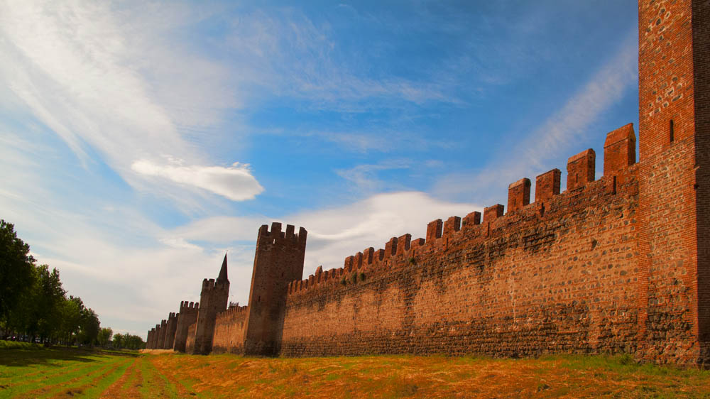 Montagnana Il colpo d'occhio sul lato sud delle mura © Marino Bombini