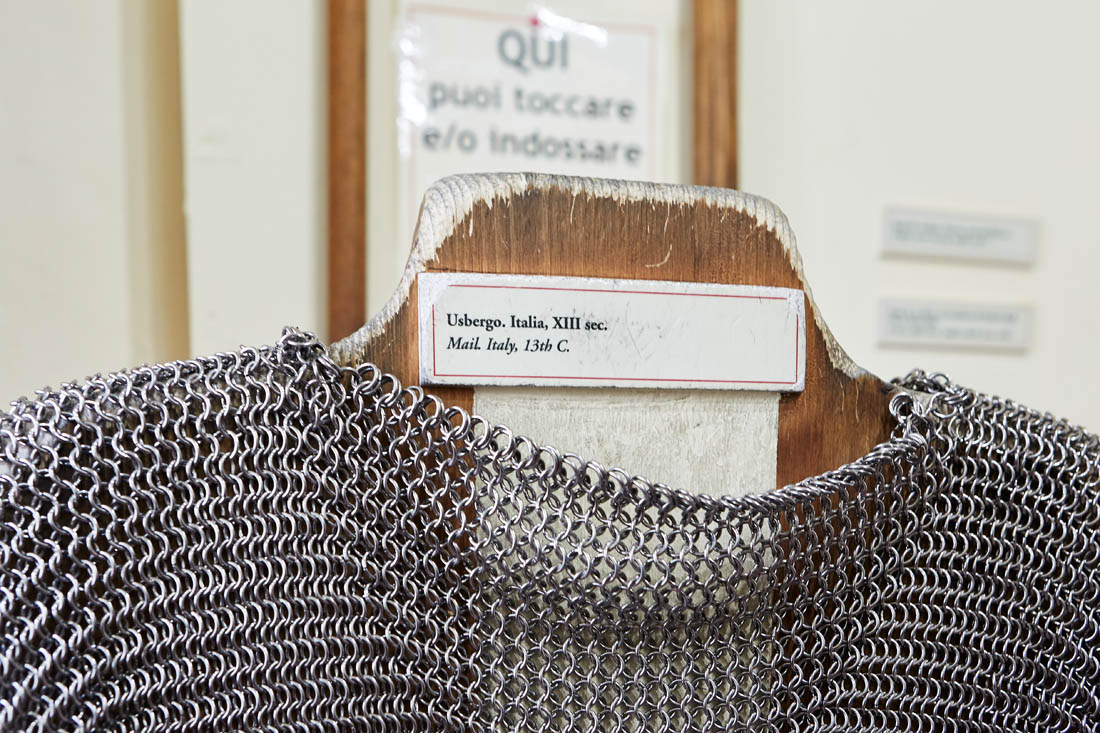 Monteriggioni Il Museo delle Armature, usbergo duecentesco ©Fiorenza Cicogna