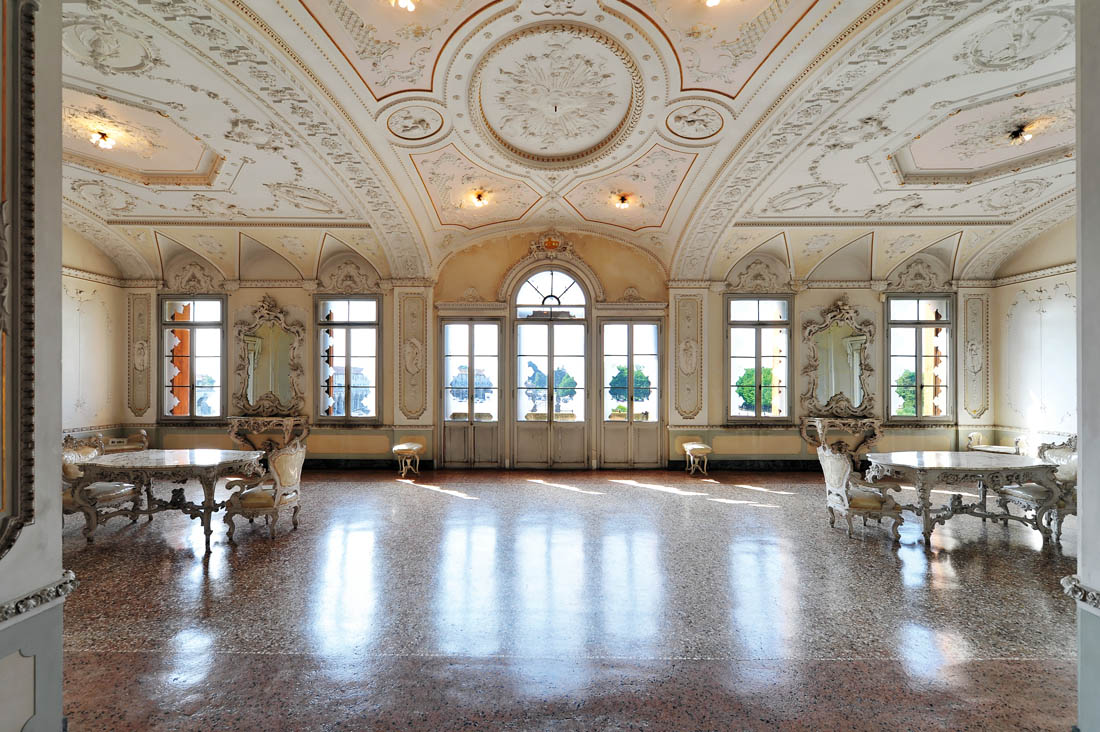 Riviera del Brenta. Ville d’arte Villa Contarini: sala degli Specchi © Regione del Veneto - Fondazione G.E. Ghirardi - courtesy ph. A. Dell'Agnola