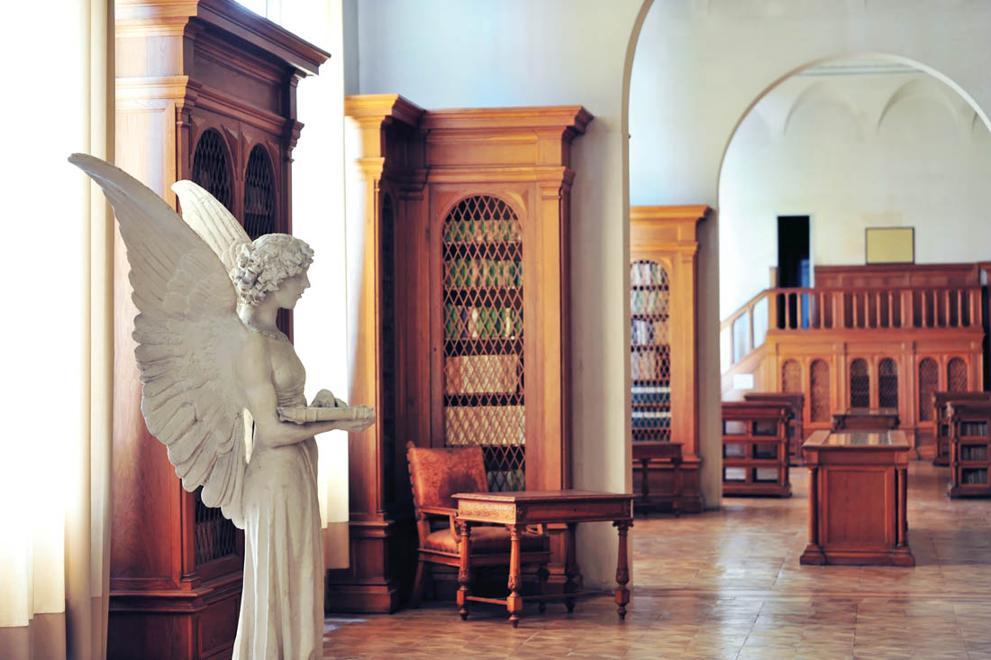 Riviera del Brenta. Ville d’arte Villa Contarini: scorcio della Biblioteca © Regione del Veneto - Fondazione G.E. Ghirardi - courtesy ph. A. Dell'Agnola