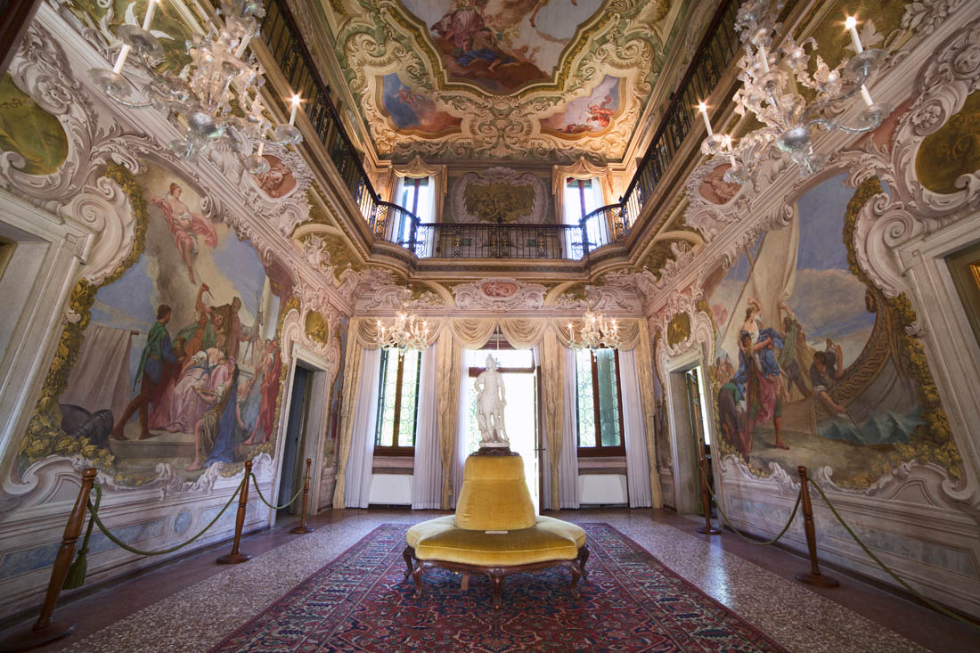 Riviera del Brenta. Ville d’arte Villa Widmann, casa dominicale: la sala affreschi © Villa Widmann Rezzonico Foscari 2013 proprietà della Città Metropolitana di Venezia