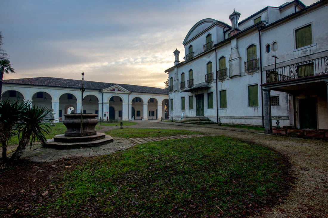 Riviera del Brenta. Ville d’arte Villa Widmann: casa dominicale e il retro della barchessa © Villa Widmann - Città Metropolitana di Venezia