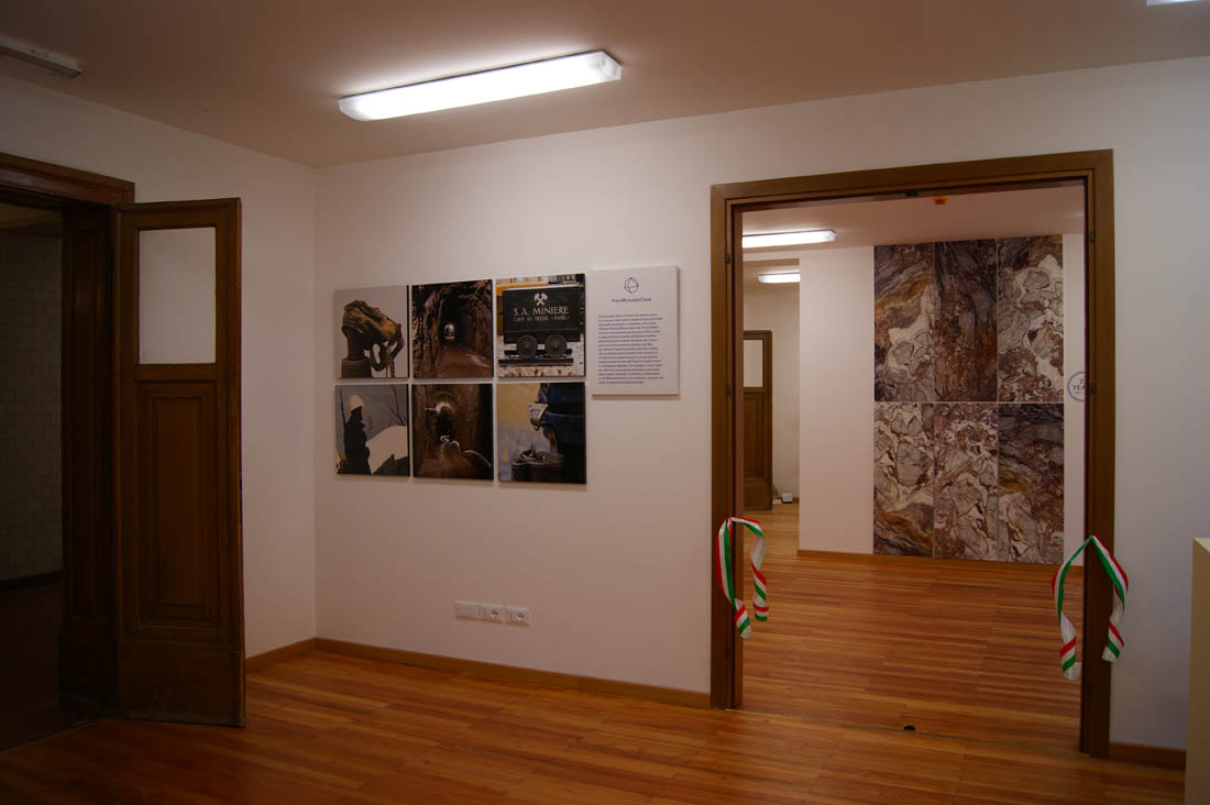 Inizio del percorso espositivo Predil. Tra Lago e Miniera Mostra della tradizione Mineraria - MINIERALAB Aleascarl