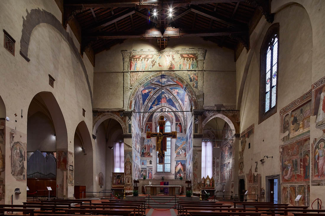 Arezzo L'interno della chiesa di S. Francesco © Fiorenza Cicogna