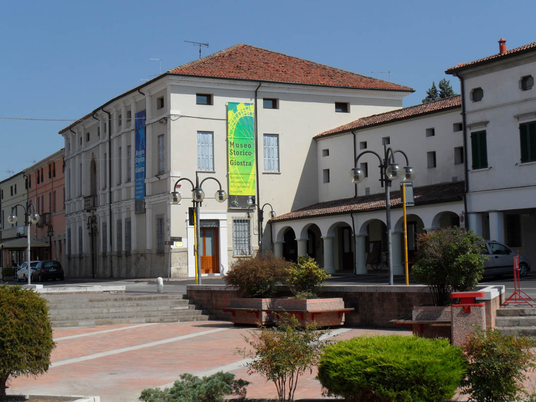 Bergantino Palazzo Strozzi, sede del Museo storico della Giostra e dello Spettacolo popolare © Museo storico della Giostra e dello Spettacolo popolare - Bergantino