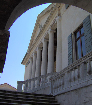 Fratta Polesine La scalinata di villa Badoer © Provincia di Rovigo