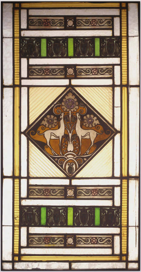 Borgo San Lorenzo. Viaggio nel Liberty Museo della Manifattura Chini, vetrata con antilopi © Ufficio Turismo Unione Montana dei Comuni del Mugello