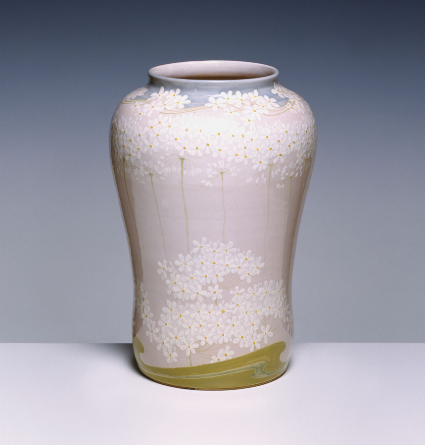 Borgo San Lorenzo. Viaggio nel Liberty Museo della Manifattura Chini, vaso © Ufficio Turismo Unione Montana dei Comuni del Mugello