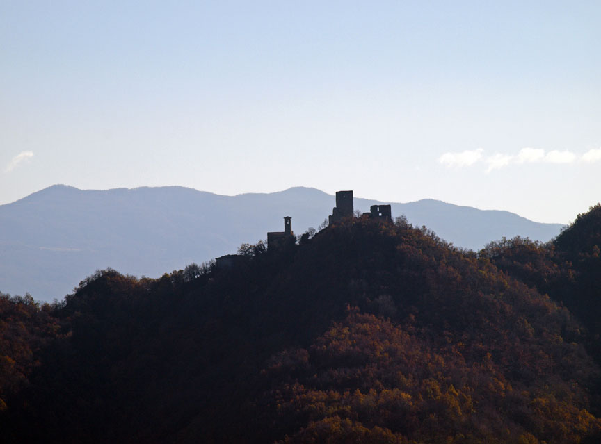 Castello di Carpineti © Mario Vianelli