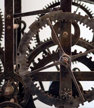 Uscio Museo degli orologi da torre, orologio del XVII secolo ©Natalino Russo