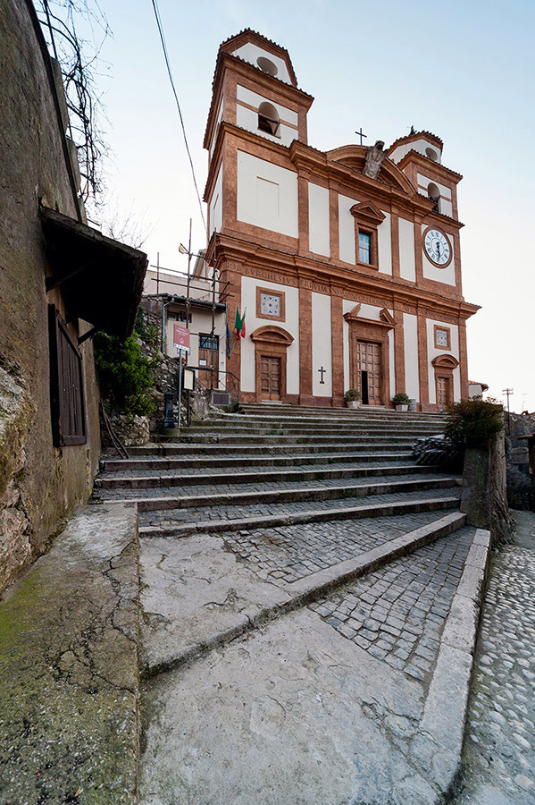 Artena Vicoli del centro fino alla chiesa di Santa Croce © Natalino Russo