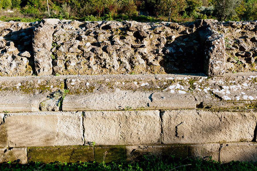 Nemi Basamento del Tempio di Diana © Natalino Russo