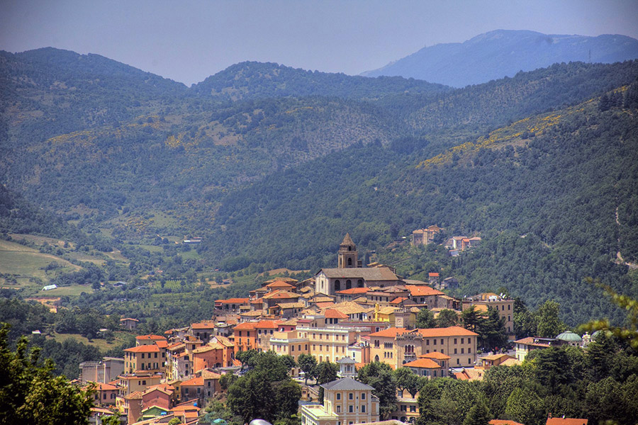 Fiuggi Veduta di Fiuggi © Fragolerosse - Fotolia.com