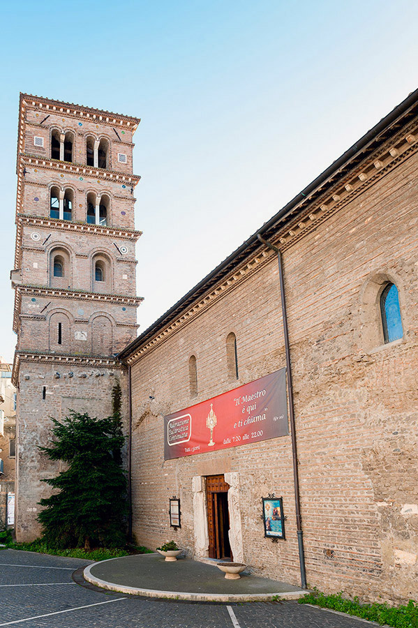 Albano Laziale Chiesa di San Pietro Apostolo, campanile © Natalino Russo