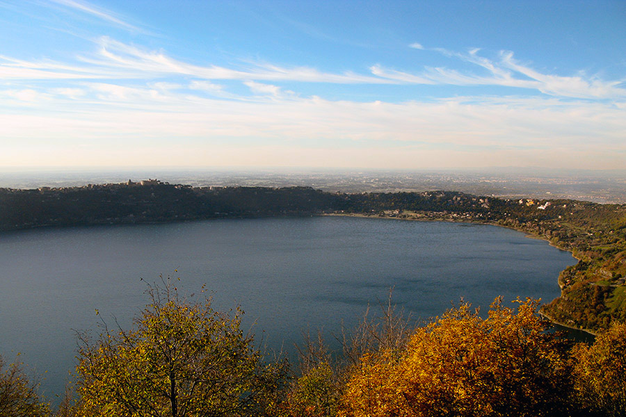 34Castel Gandolfo Veduta sul lago di Albano © Natalino Russo