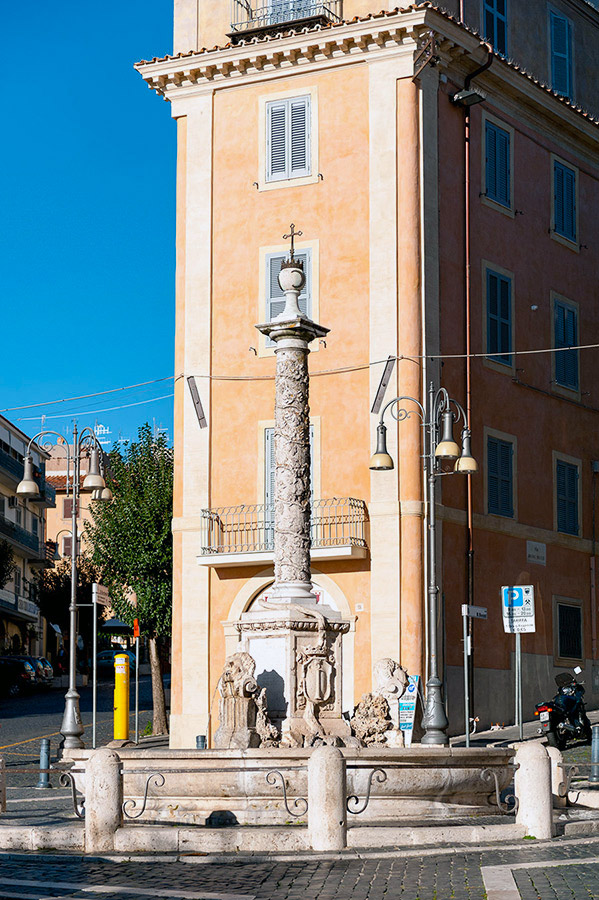 Genzano di Roma Fontana di Piazza Frasconi © Natalino Russo