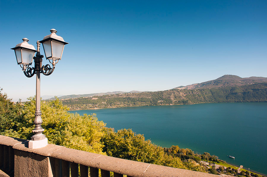 Castel Gandolfo Veduta sul lago di Albano © Natalino Russo