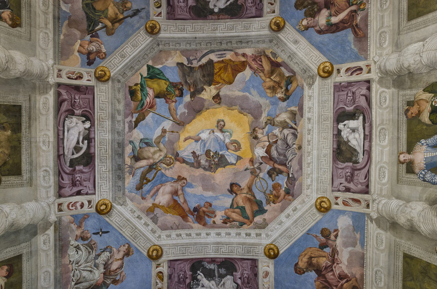 Maser Affreschi di Paolo Veronese all'interno della villa ©Mario Verin