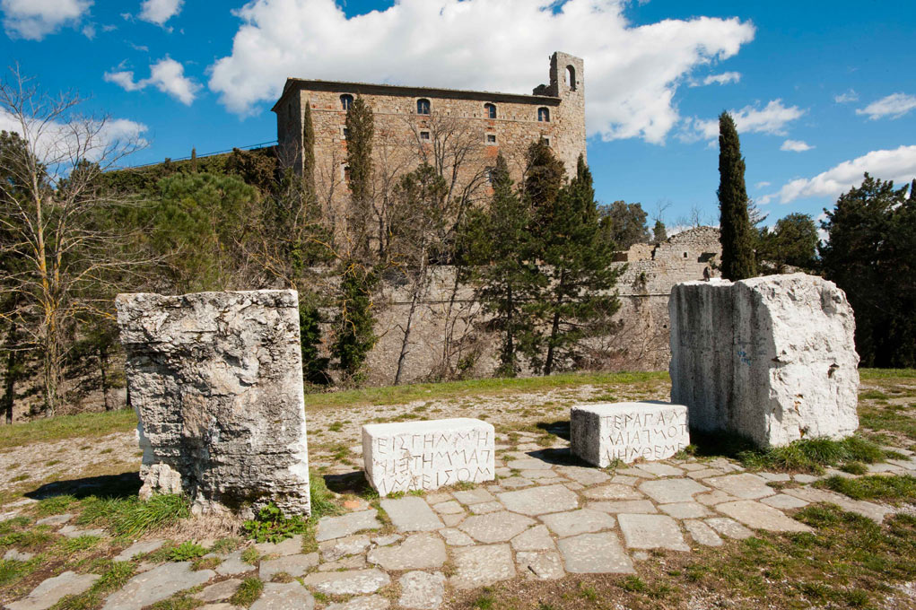 Cortona Fortezza Medicea esterno © Fabrizio Ardito