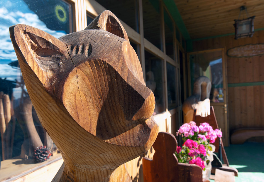 Sauris Sauris Alta, scultura legno © Fabrizio Ardito