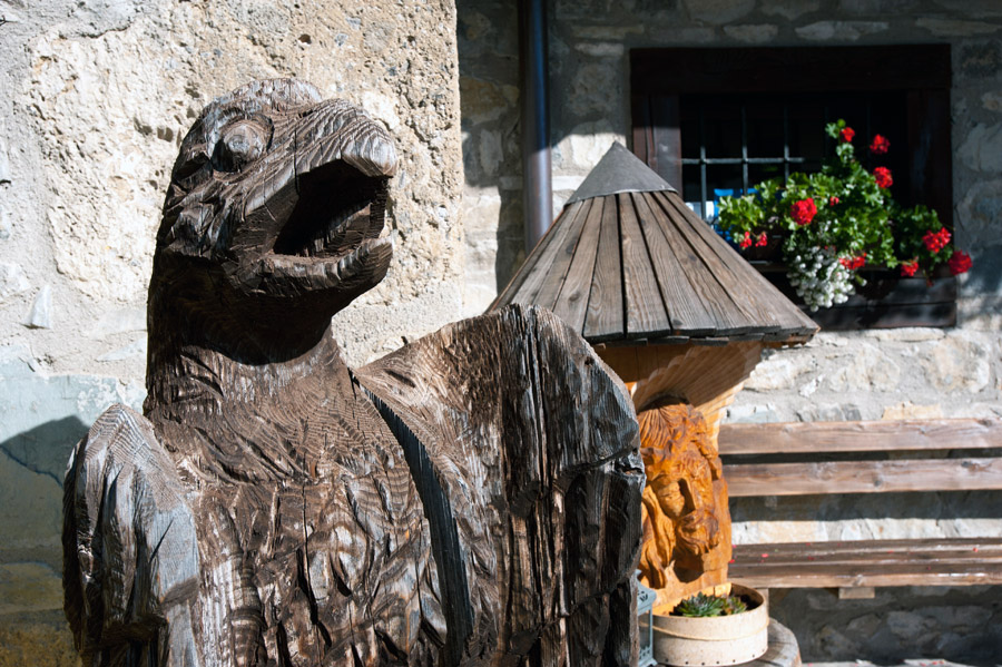 Sauris Sauris Alta, scultura legno © Fabrizio Ardito