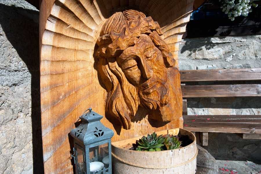 Sauris Sauris Alta, scultura legno © Fabrizio Ardito