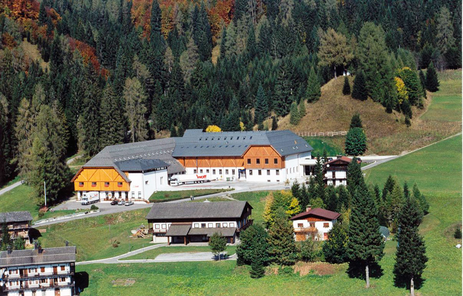 Sauris Gli esterni dello stabilimento © Prosciuttificio Wolf Sauris