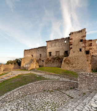 Riardo Il castello © Natalino Russo